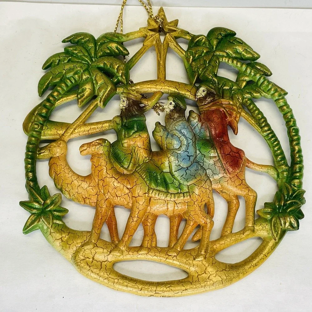 2VTG Christmas Hard Plastic Ornament 3 Wise Men Kings Nativity Palm Trees Camels